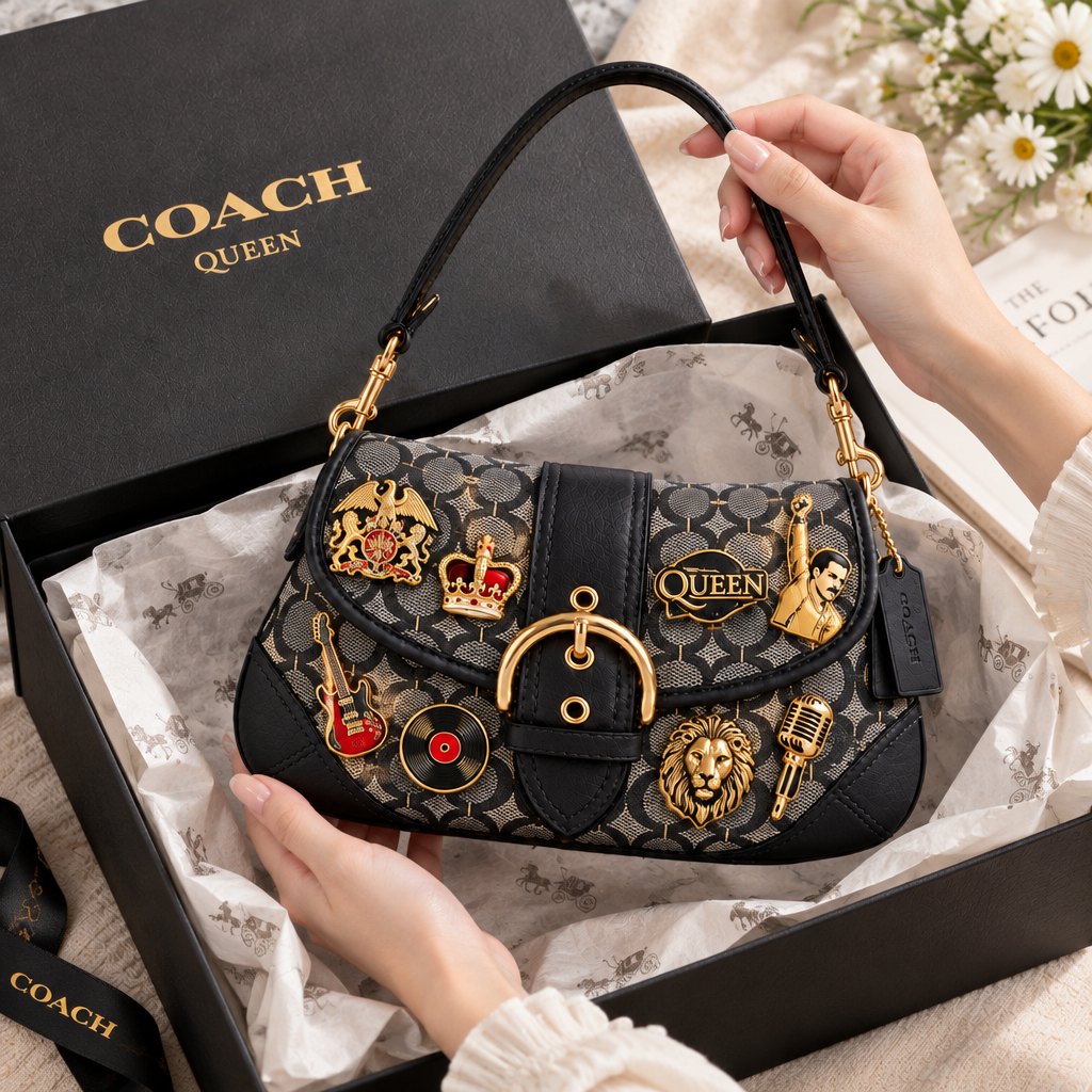 Queen Soho Bag With Charm